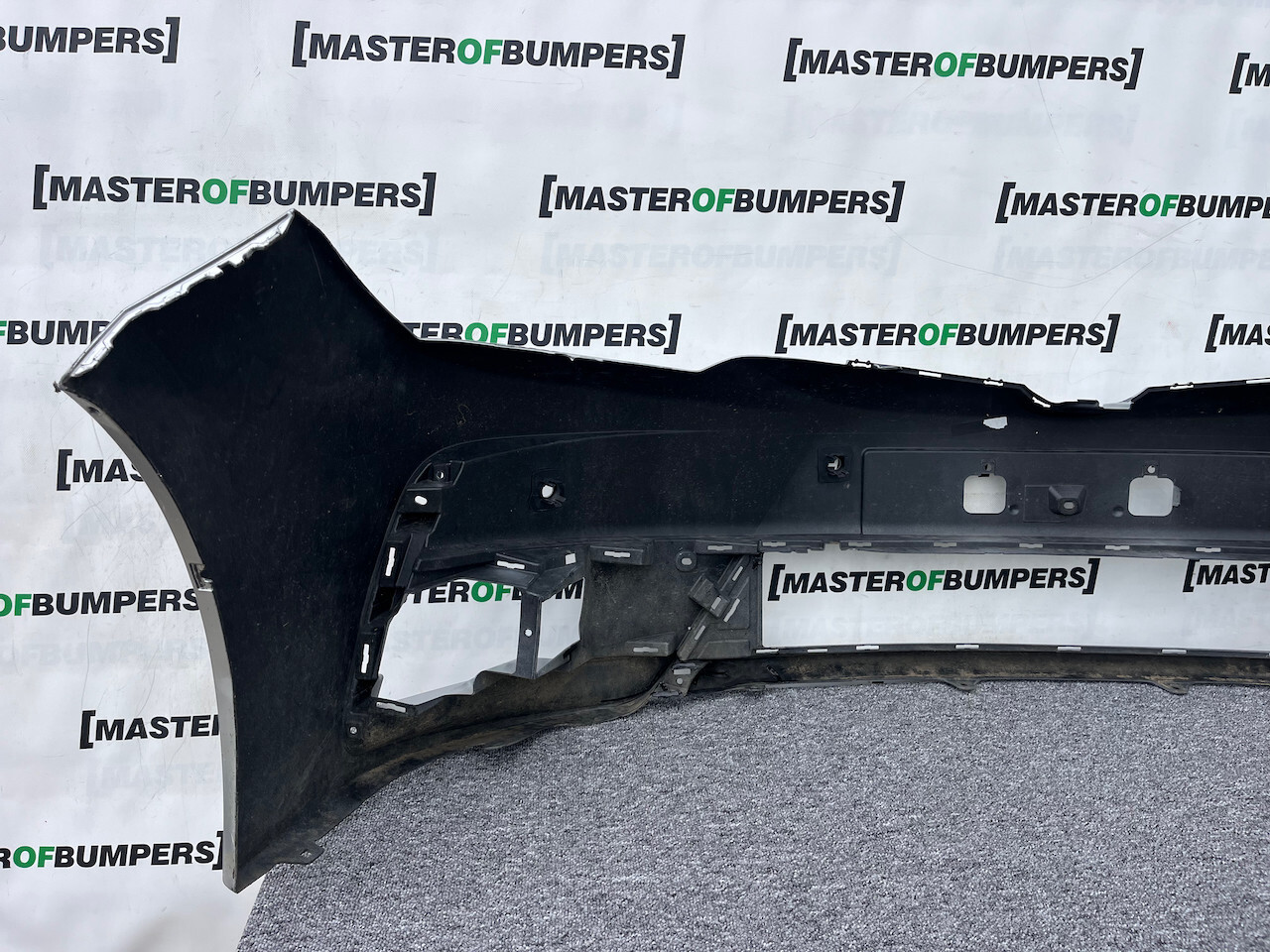 Toyota Corolla E16 E17 Face Lift 2016-2018 Front Bumper 4 Pdc Genuine [t509]