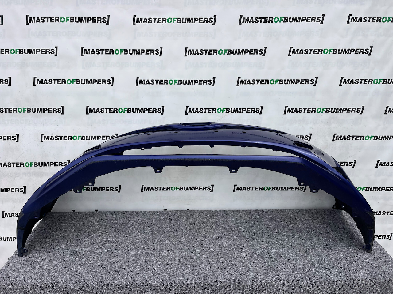 Toyota Prius Mk4 1.8vvt 2016-2018 Front Bumper 6 Pdc No Jets Genuine [t514]