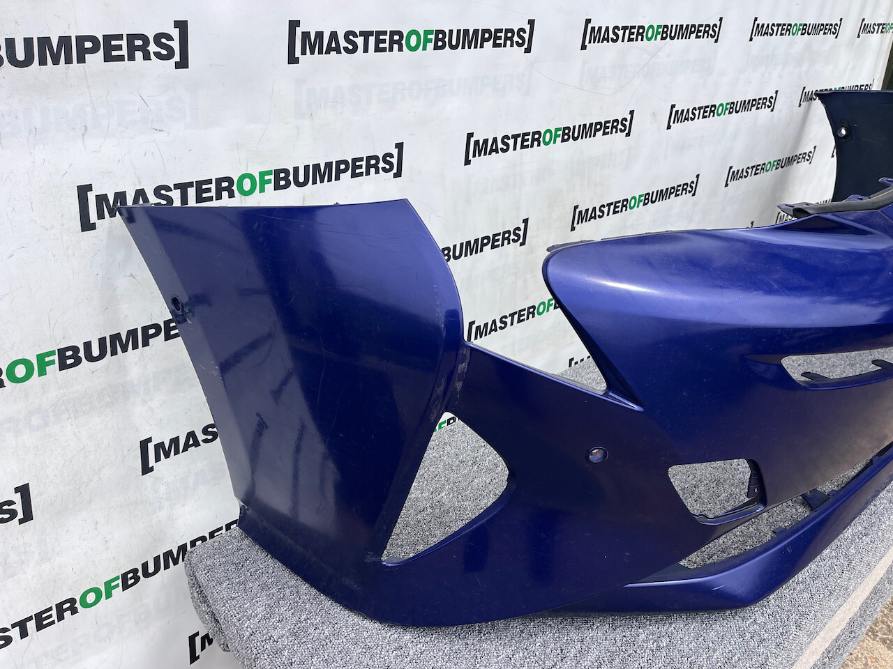 Toyota Prius Mk4 1.8vvt 2016-2018 Front Bumper 6 Pdc No Jets Genuine [t514]