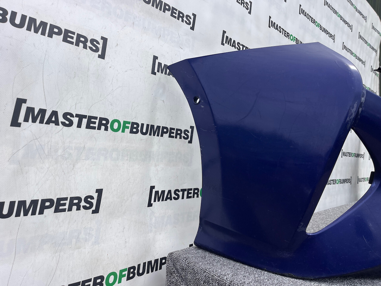 Toyota Prius Mk4 1.8vvt 2016-2018 Front Bumper 6 Pdc No Jets Genuine [t514]