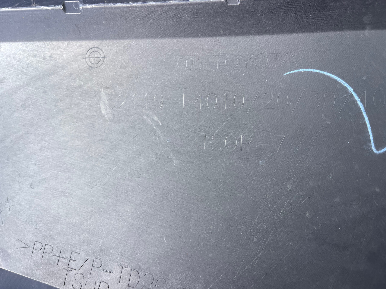 Toyota C-hr Chr Mk1 Lift 2021-2023 Front Bumper 6 Pdc Genuine [t503]