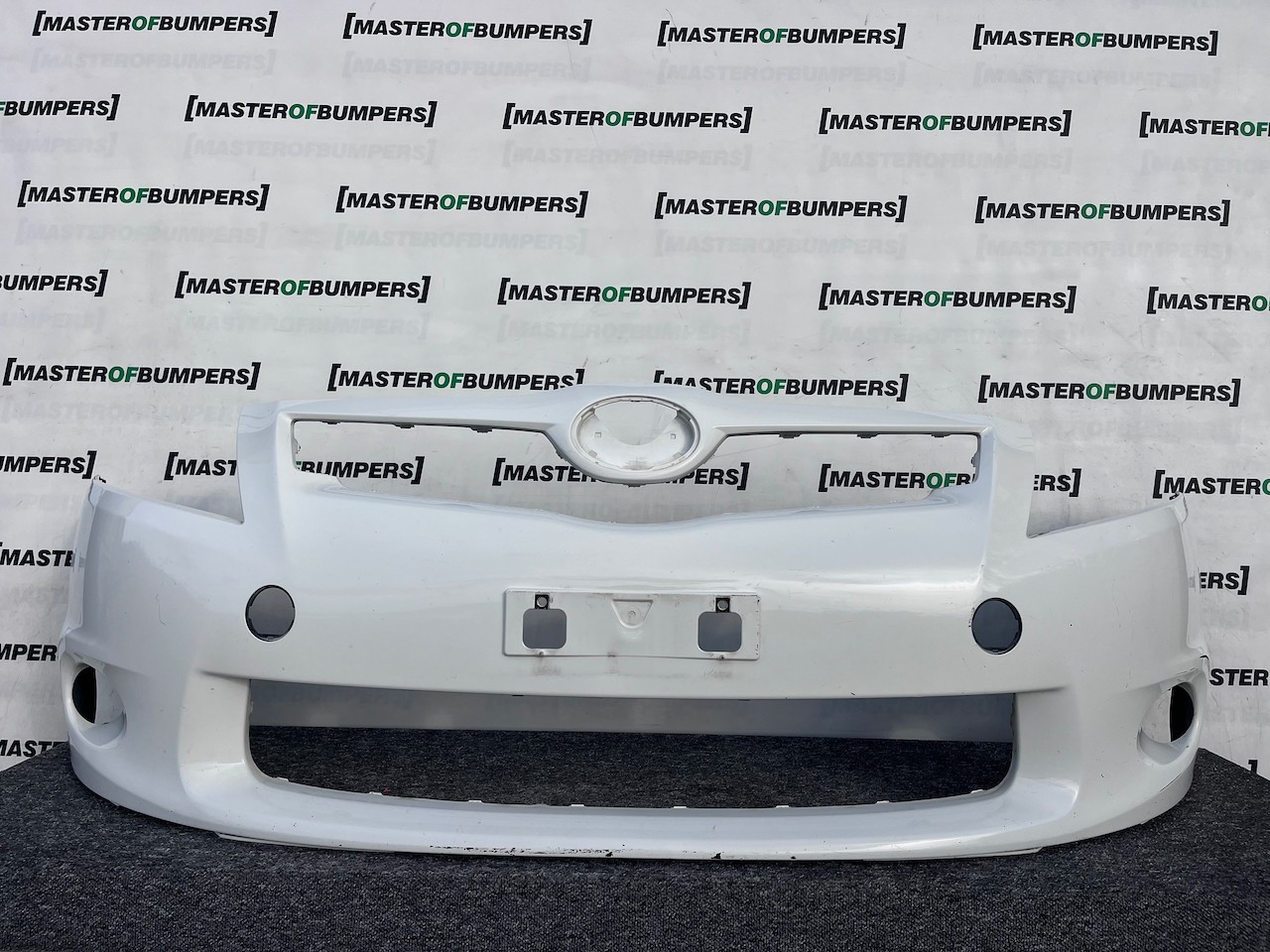 Toyota Auris Premium Mk1 Lift 2009-2012 Front Bumper No Pdc Genuine [t546]