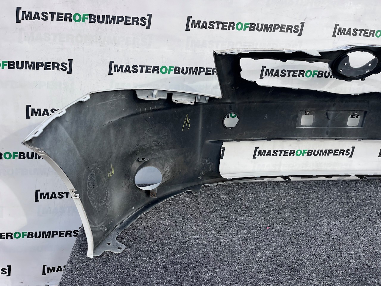 Toyota Auris Premium Mk1 Lift 2009-2012 Front Bumper No Pdc Genuine [t546]