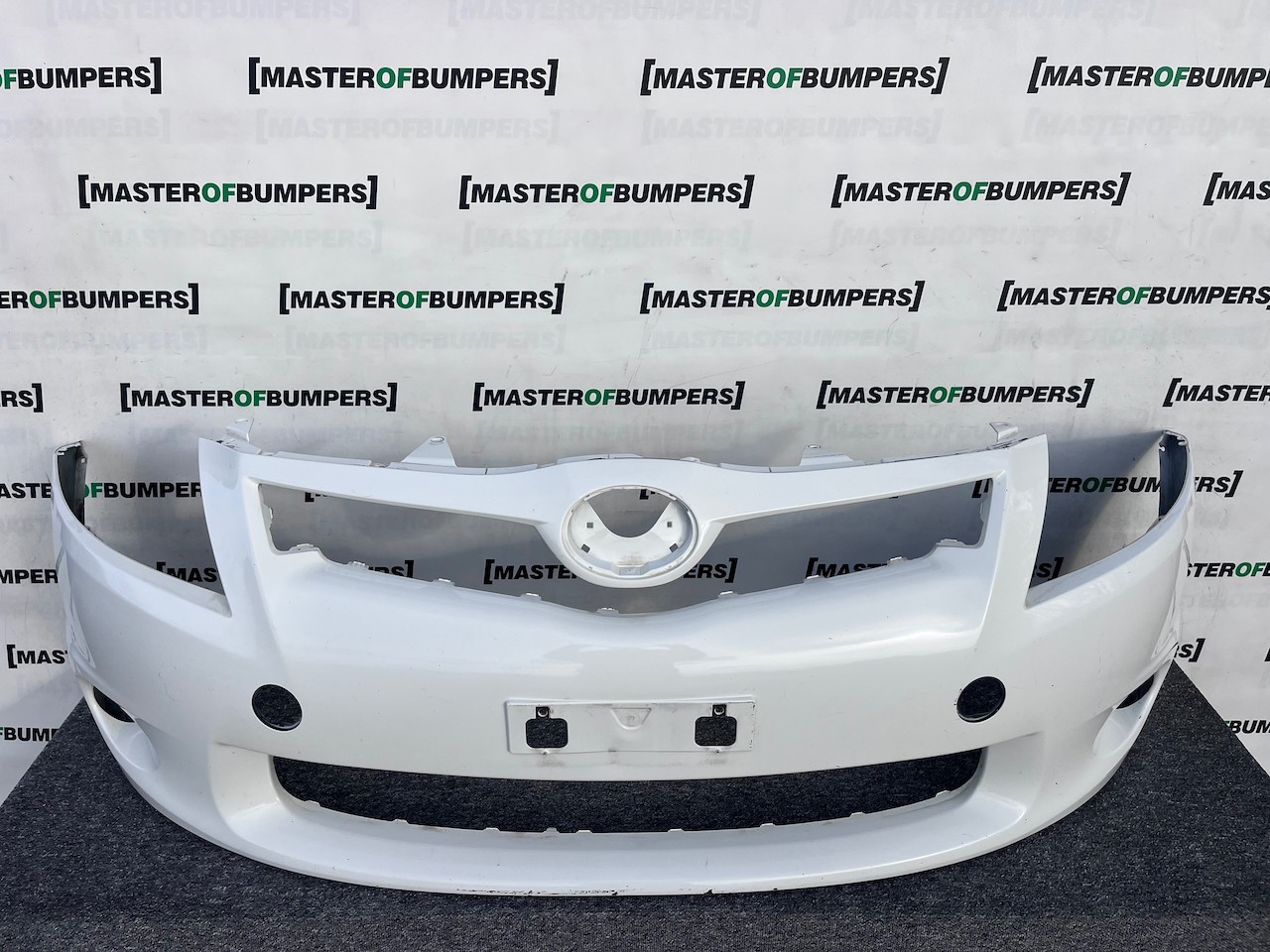 Toyota Auris Premium Mk1 Lift 2009-2012 Front Bumper No Pdc Genuine [t546]