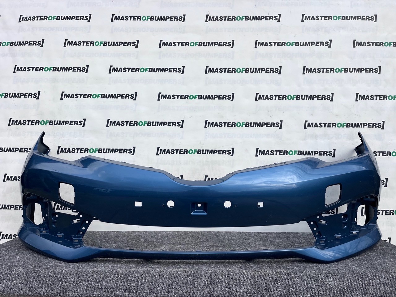 Toyota Auris Mk2 Lift Hybrid Hatch 2015-2018 Front Bumper No Pdc Genuine [t564]