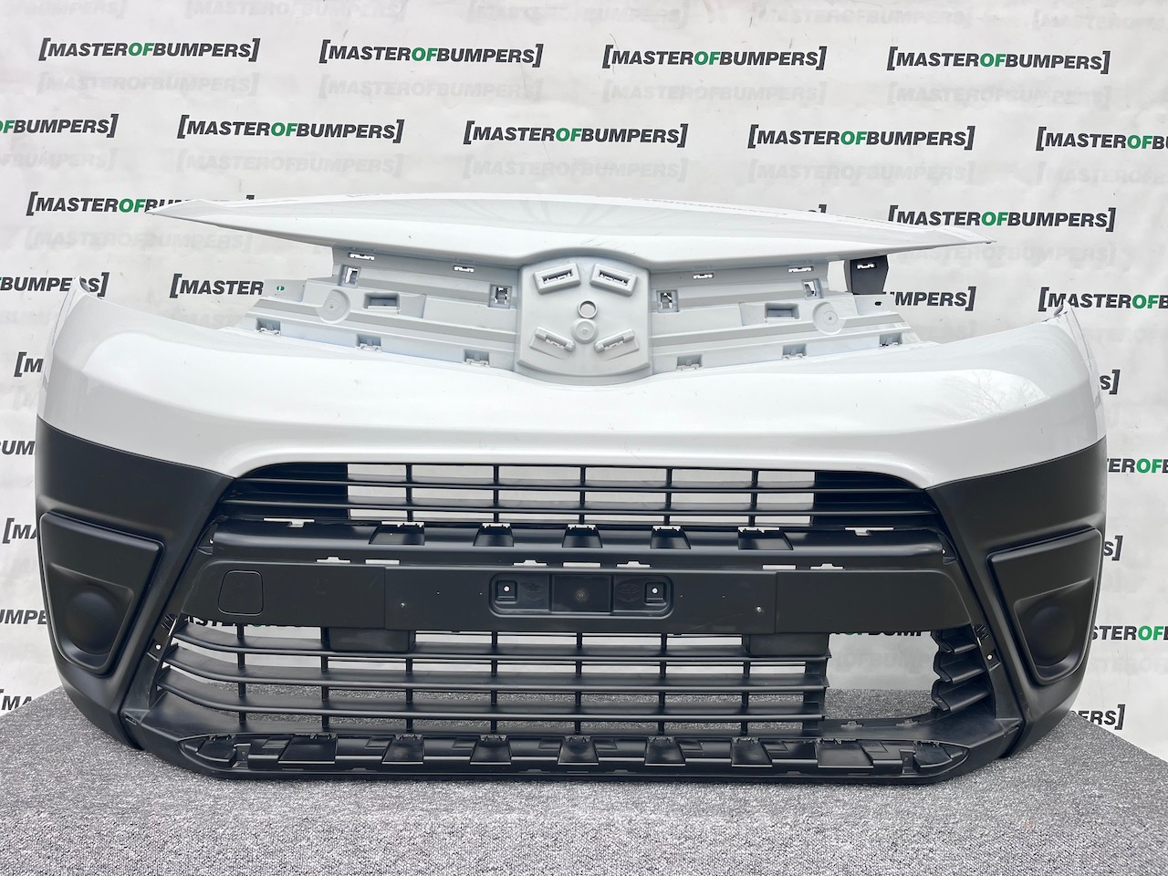 Toyota Proace Active Icon Van 2016-2022 Front Bumper No Pdc Genuine [t567]