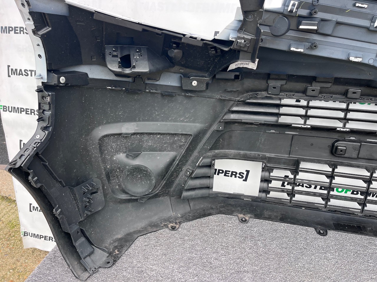 Toyota Proace Active Icon Van 2016-2022 Front Bumper No Pdc Genuine [t567]