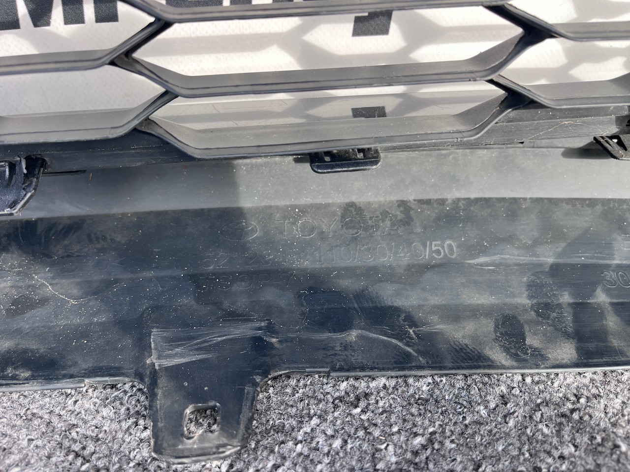 Toyota C-hr Chr Mk1 Lift 2021-2023 Front Bumper 6 Pdc Genuine [t578]