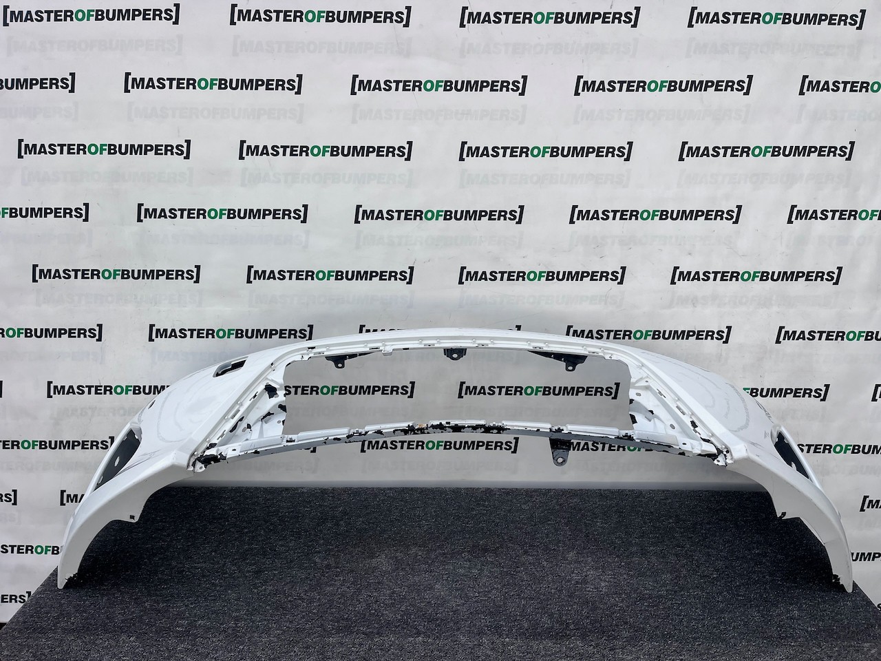 Toyota Auris Mk2 Hybrid Hatchback 2012-2015 Front Bumper 6 Pdc Genuine [t582]
