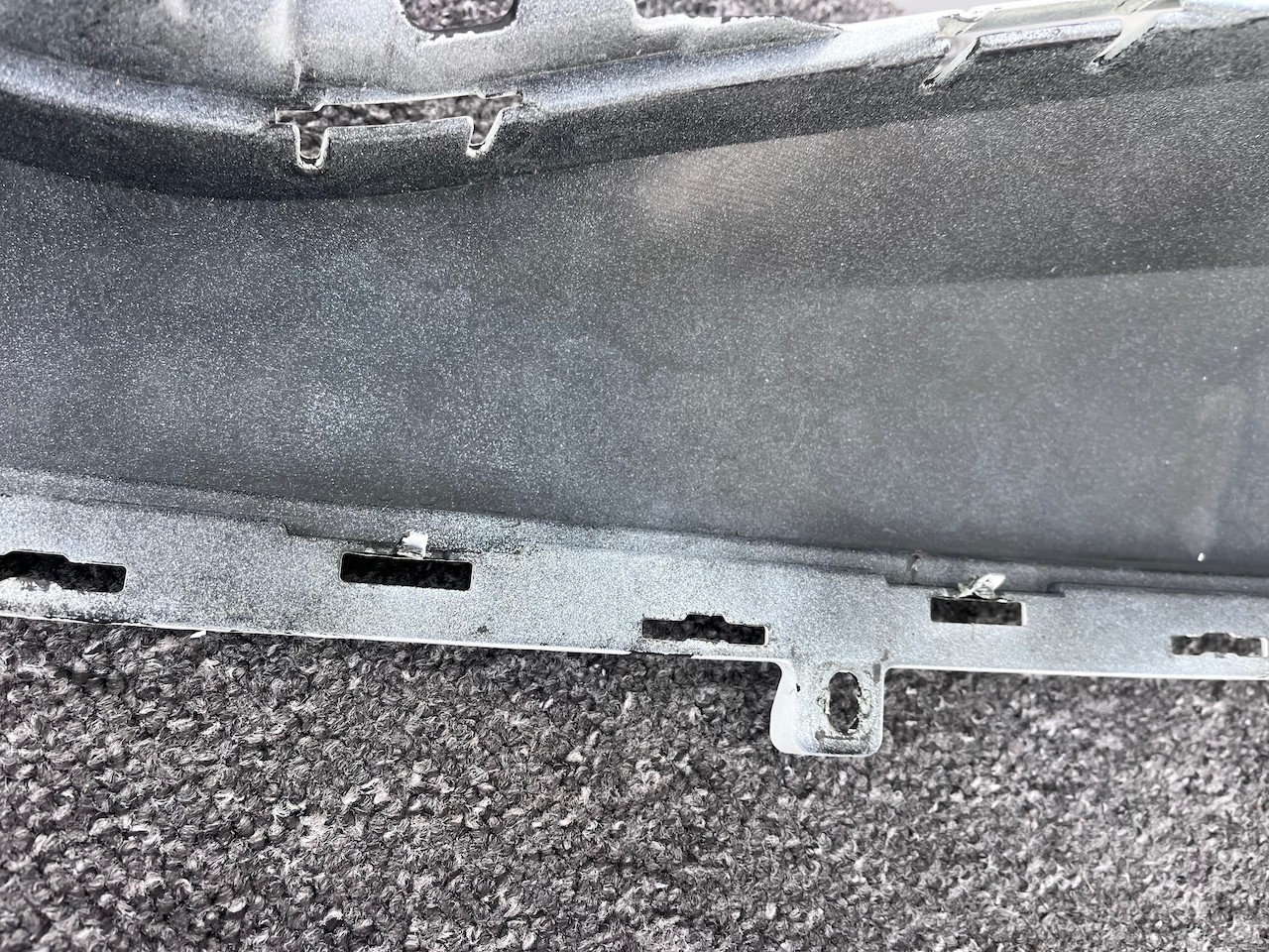 Toyota Auris Mk2 Hybrid Hatchback 2012-2015 Front Bumper 6 Pdc Genuine [t582]