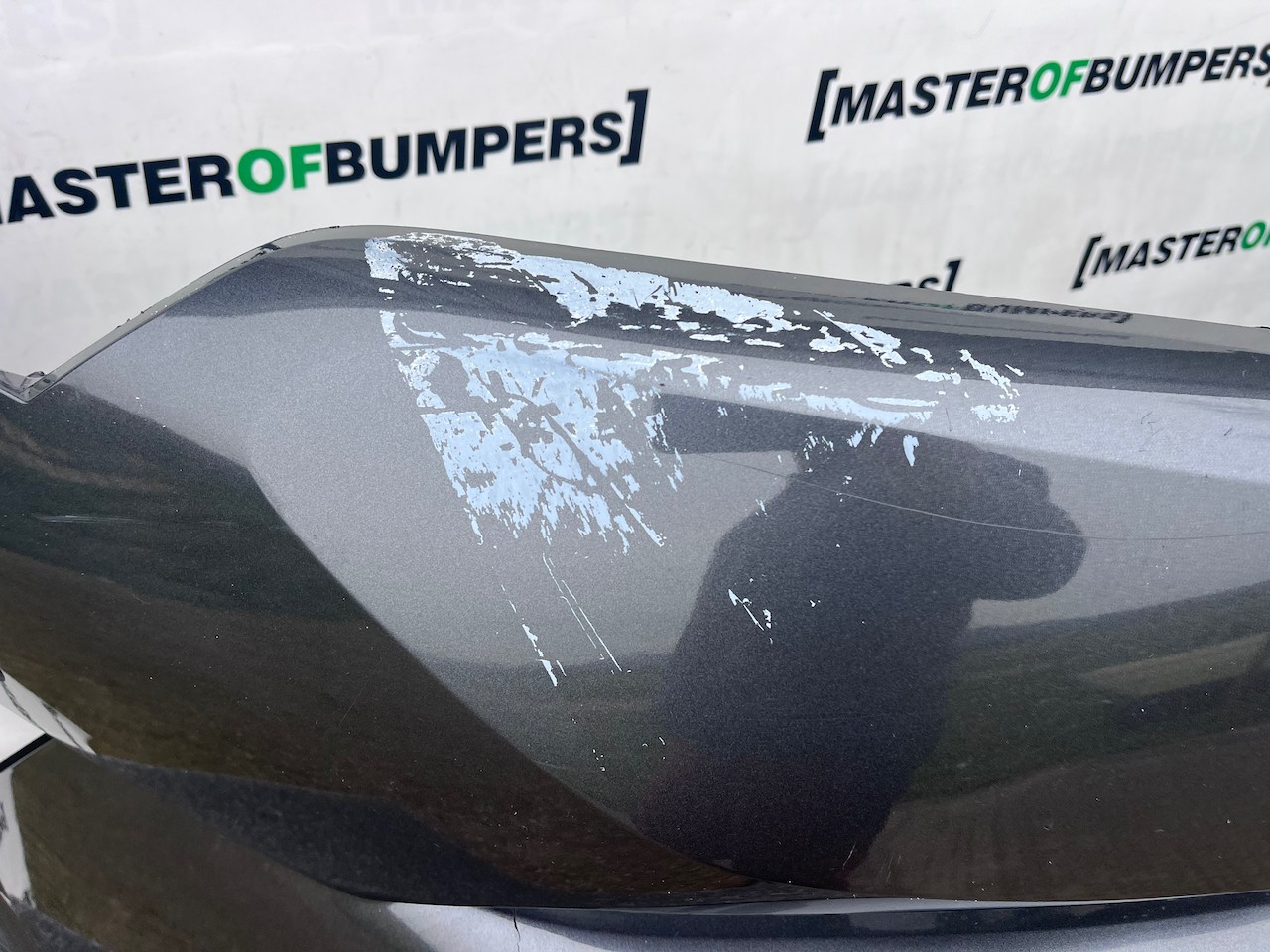 Toyota C-hr Chr Excel Dynamic 2016-2020 Front Bumper 6 Pdc Genuine [t598]