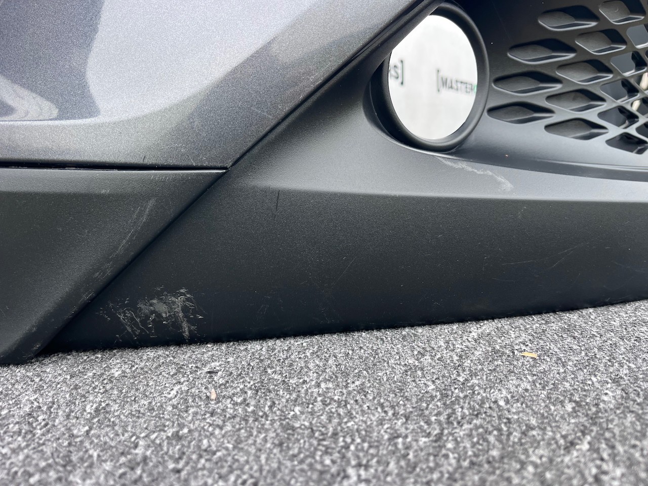 Toyota C-hr Chr Excel Dynamic 2016-2020 Front Bumper 6 Pdc Genuine [t598]