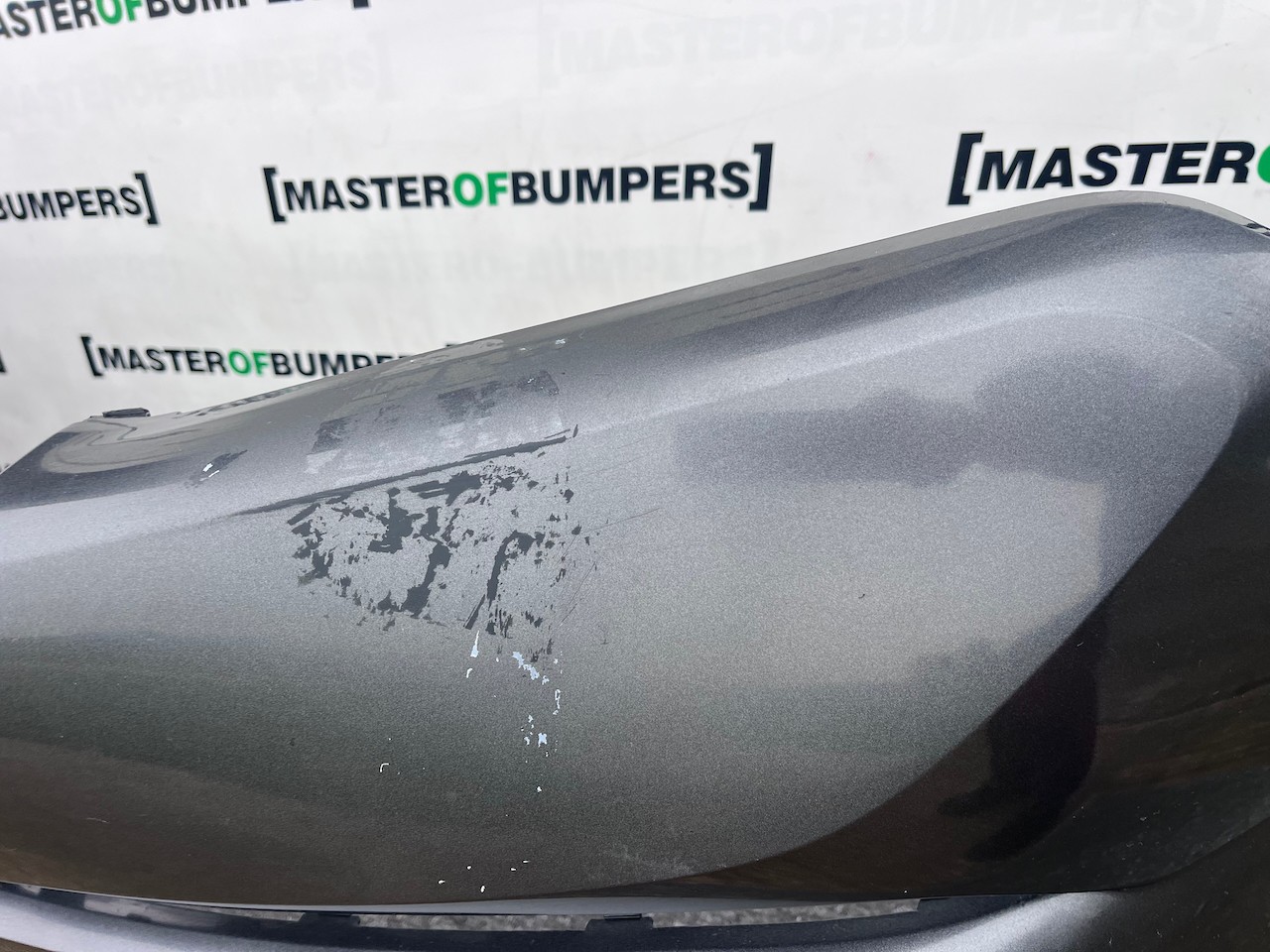 Toyota C-hr Chr Excel Dynamic 2016-2020 Front Bumper 6 Pdc Genuine [t598]