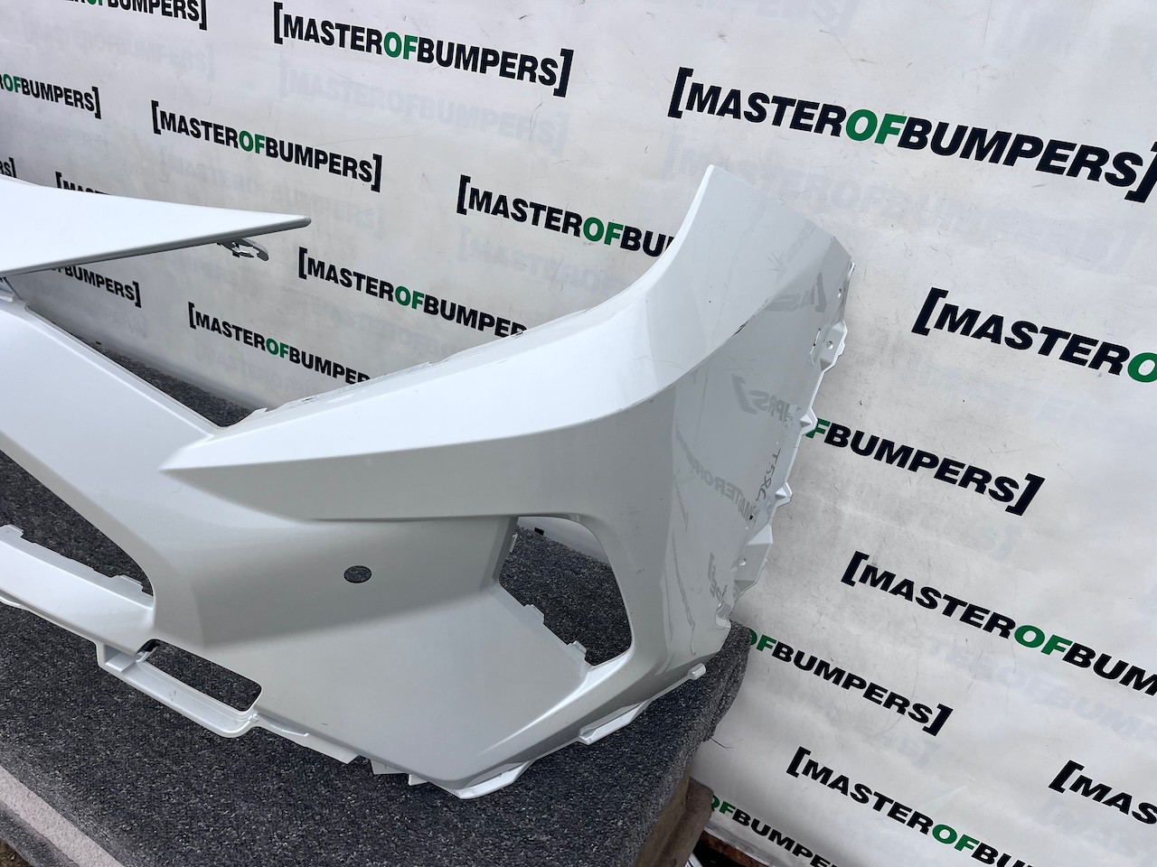 Toyota Rav 4 Hybrid Dynamic 2018-2023 Front Bumper 4 Pdc No Jet Genuine [t586]
