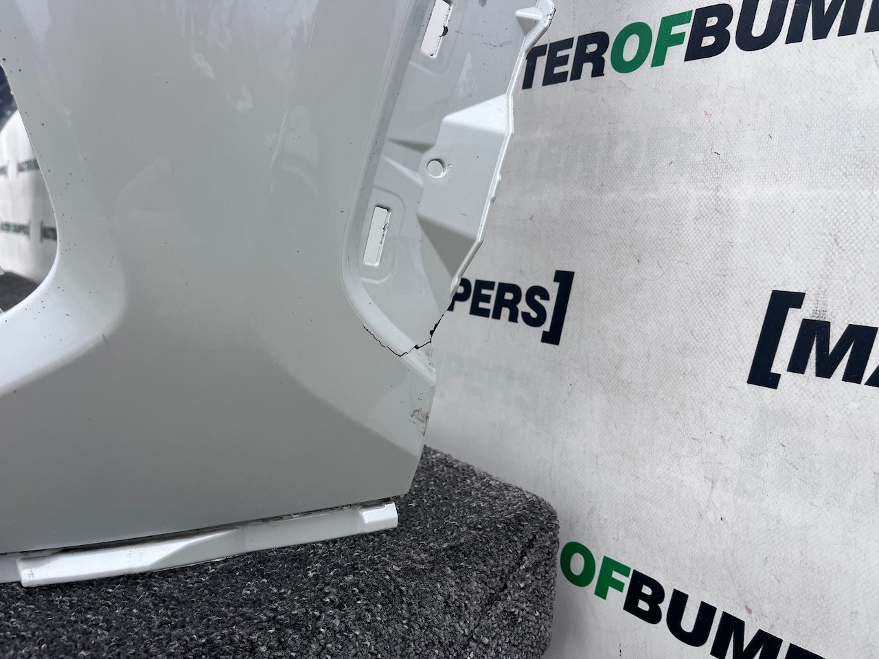 Toyota Rav 4 Hybrid Dynamic 2018-2023 Front Bumper 4 Pdc No Jet Genuine [t586]