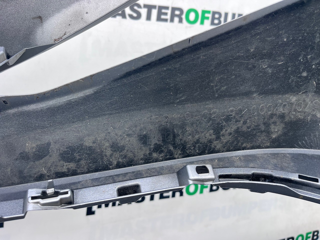 Toyota Corolla Hybrid Excel Design 2023-2027 Front Bumper 4 Pdc Genuine [t609]