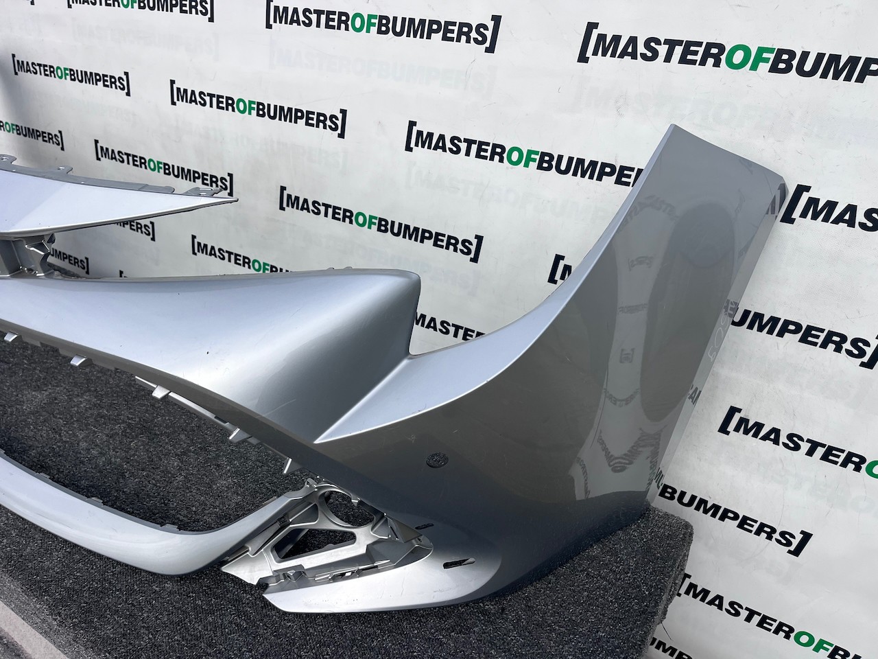 Toyota Corolla Hybrid Excel Design 2023-2027 Front Bumper 4 Pdc Genuine [t609]