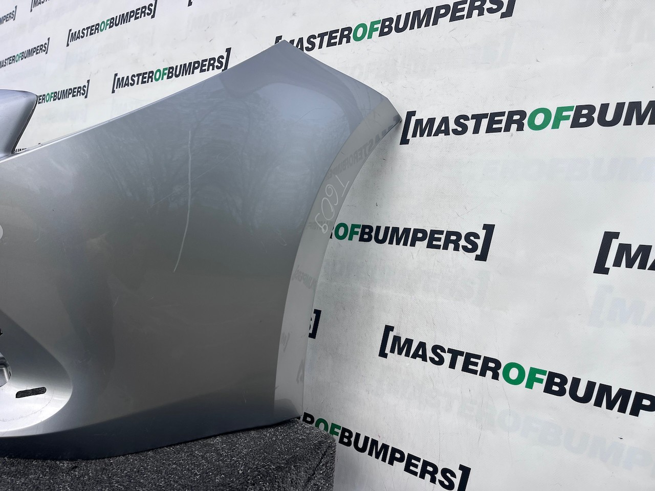 Toyota Corolla Hybrid Excel Design 2023-2027 Front Bumper 4 Pdc Genuine [t609]