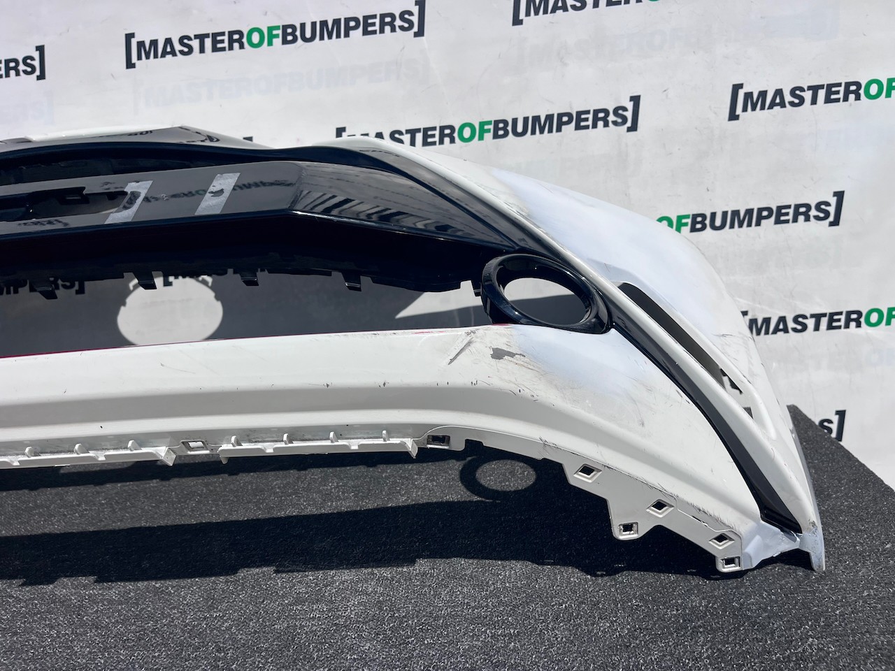 Toyota Aygo Style Trend Hatchback 2014-2017 Front Bumper Genuine [t634]