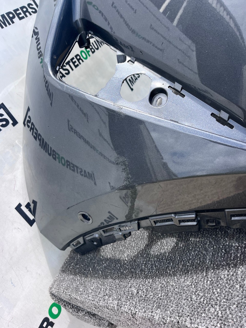Toyota C-hr Chr Gr Sport Mk1 Lift 2021-2023 Front Bumper 6 Pdc Genuine [t649]