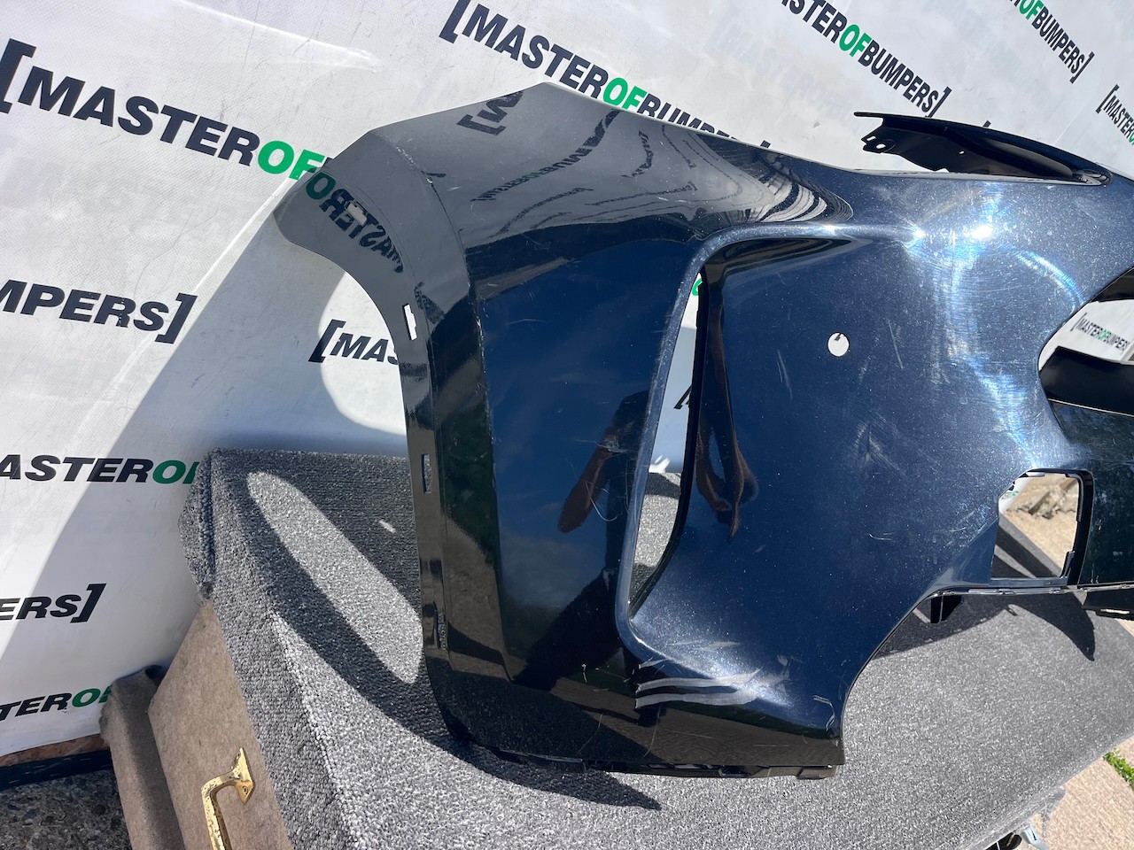 Toyota Yaris Cross Hybrid Excell 2022-2025 Front Bumper 4 Pdc Genuine [t640]