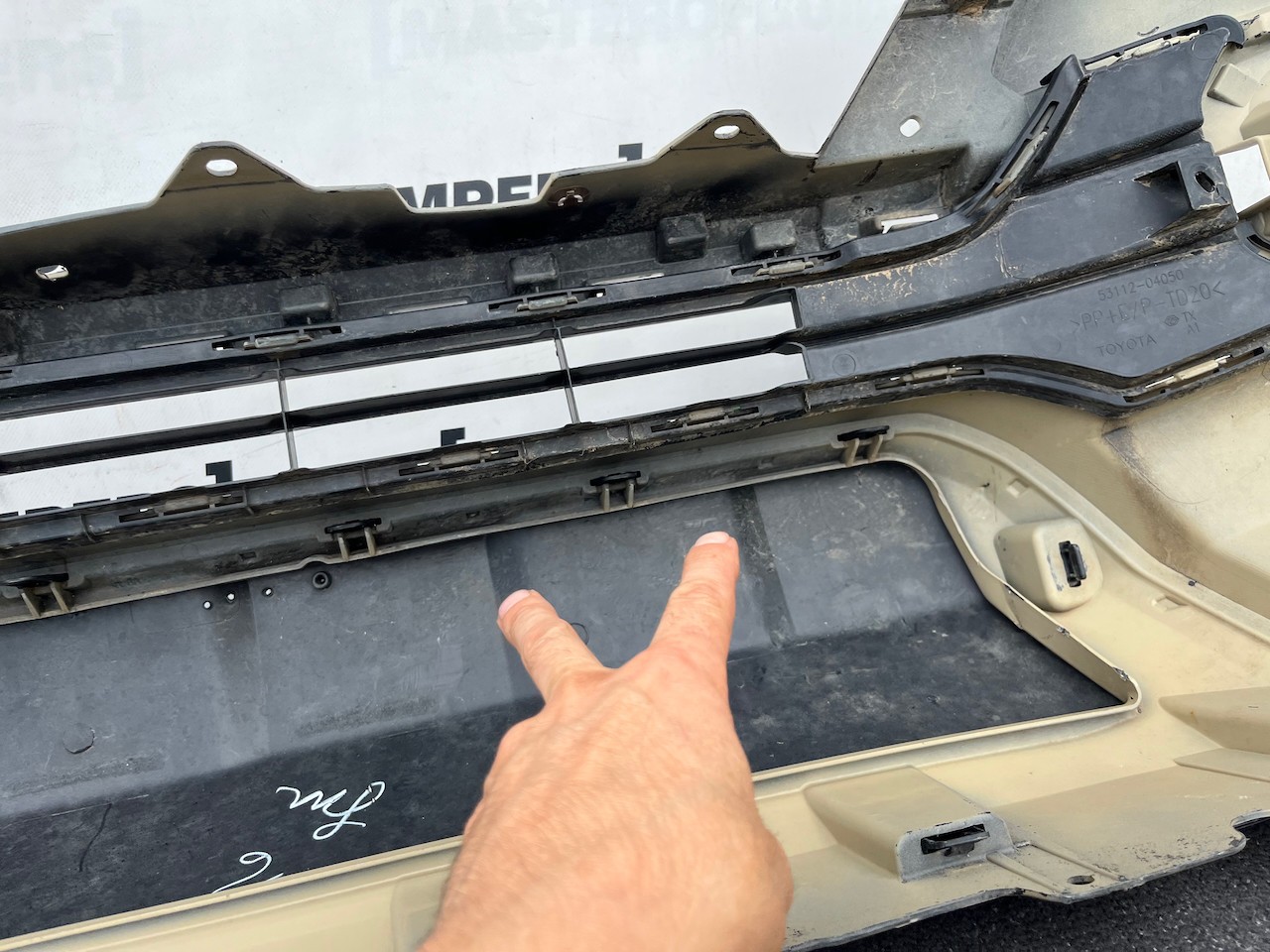 Toyota Tacoma Icon Pick Up N300 2016-2021 Front Bumper  Genuine [t672]