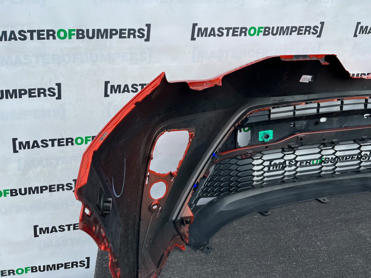 Toyota C-hr Chr Mk1 Facelift 2021-2023 Front Bumper 6 Pdc Genuine [t676]