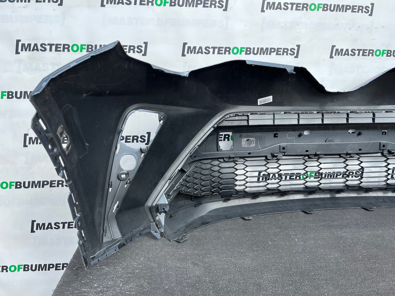 Toyota C-hr Chr Mk1 Facelift 2021-2023 Front Bumper 6 Pdc Genuine [t678]