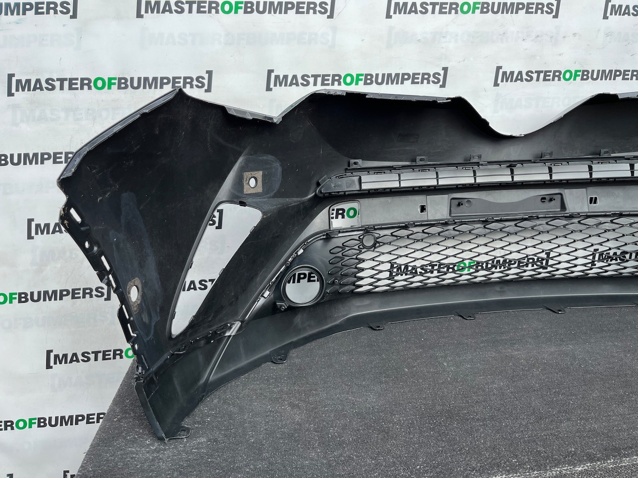 Toyota C-hr Chr Excel Dynamic 2016-2020 Front Bumper 6 Pdc Genuine [t682]