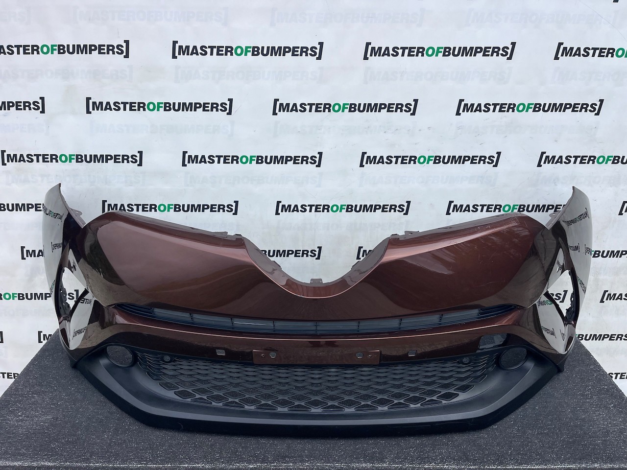 Toyota C-hr Chr Excel Dynamic 2016-2020 Front Bumper 6 Pdc Genuine [t684]