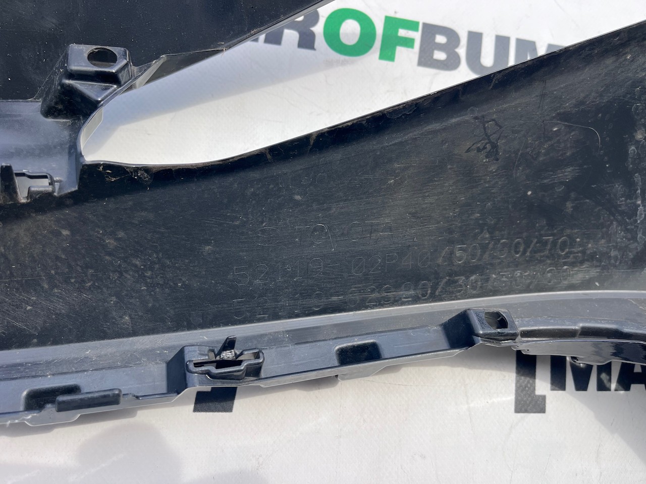 Toyota Corolla Hybrid Vvt Touring 2019-2023 Front Bumper 6 Pdc Genuine [t547]