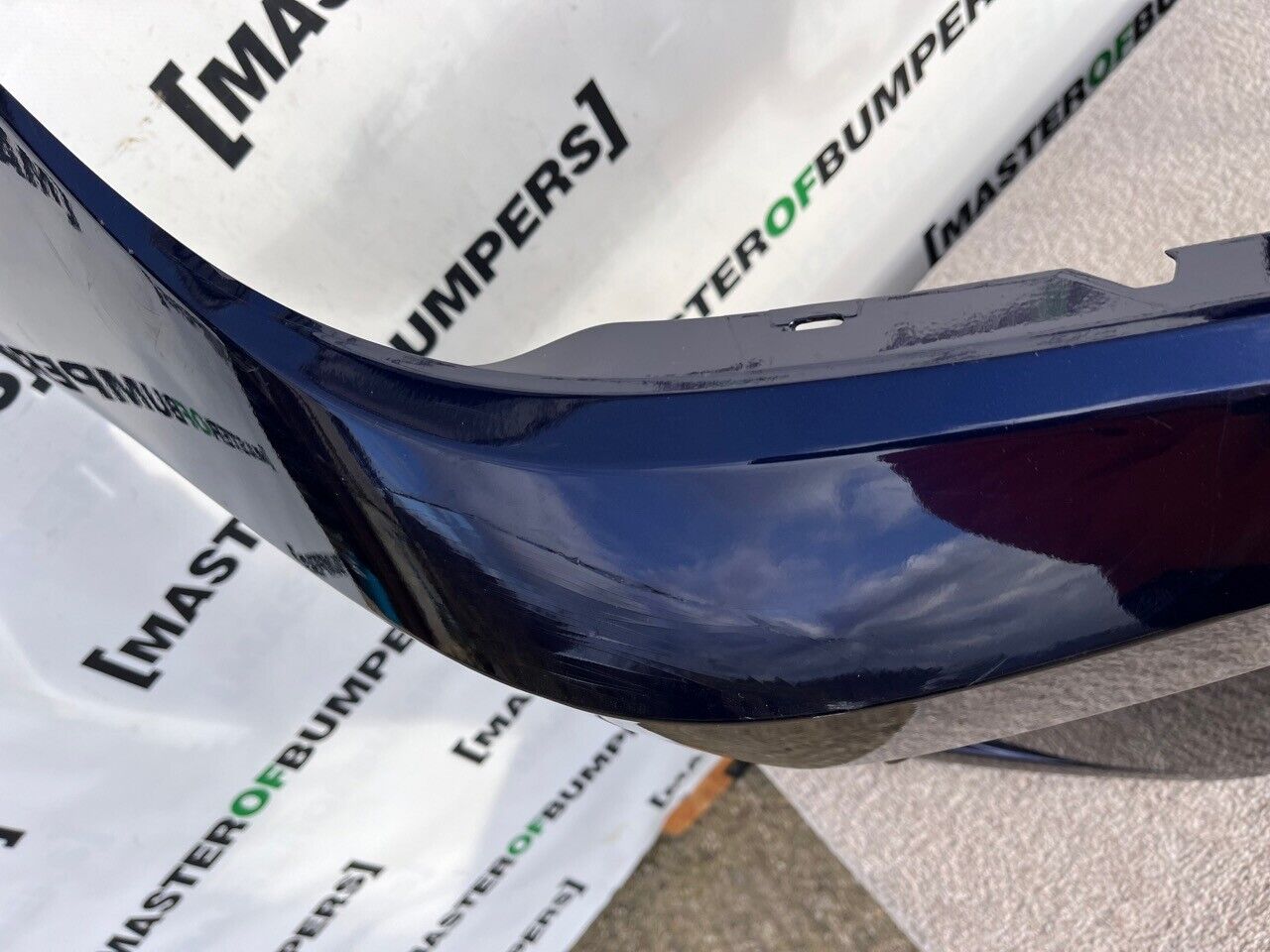 Toyota Rav 4 Hybrid Dynamic Mk5 2018-2021 Front Bumper Blue 4 Pdc Genuine [t278]