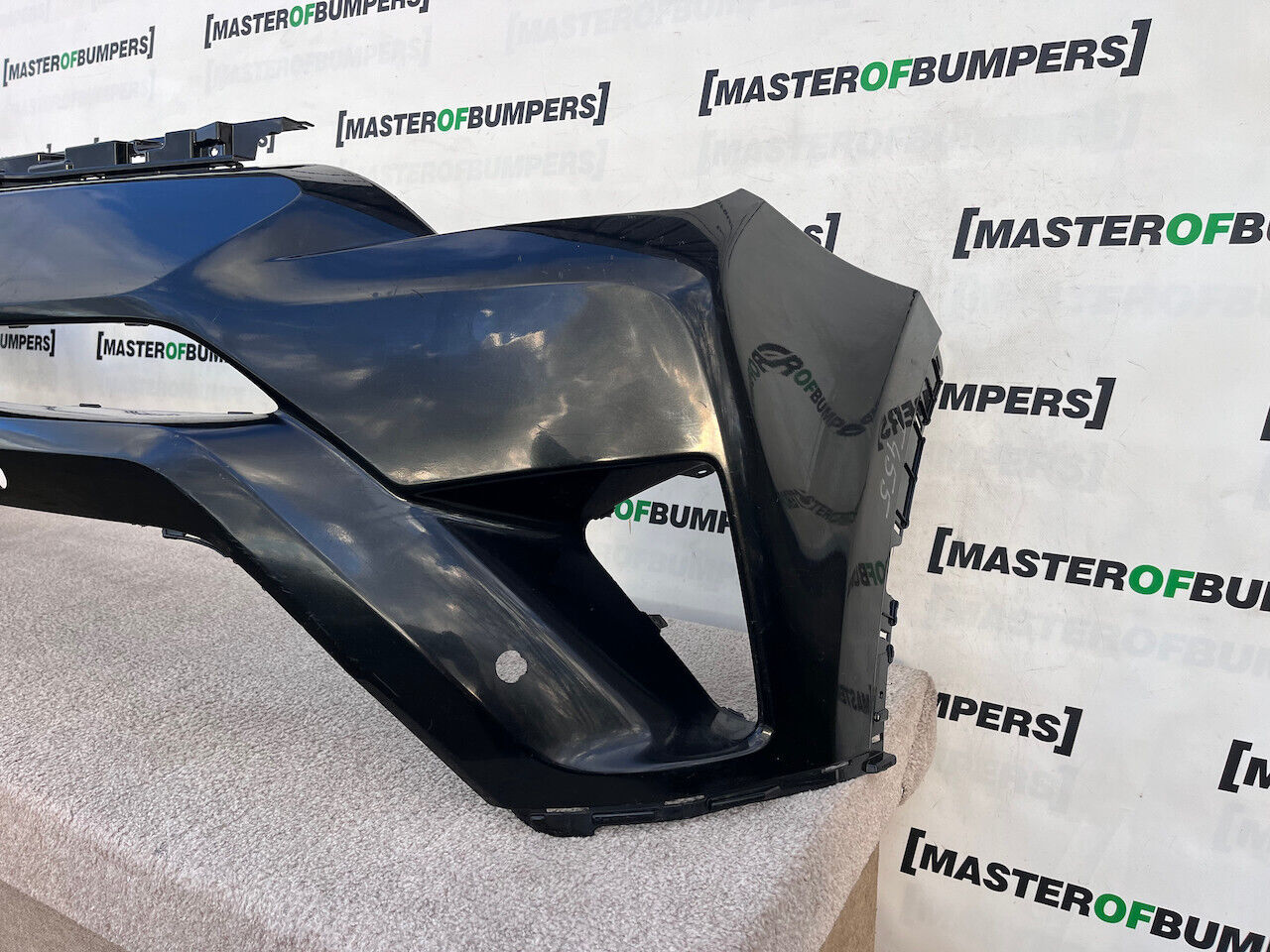 Toyota Rav4 Face Lifting Mk4 2015-2018 Front Bumper 4 Pdc Genuine [t455]