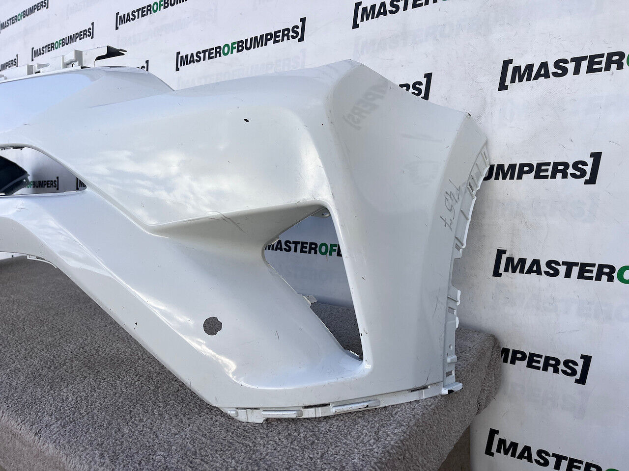 Toyota Rav4 Face Lifting Mk4 2015-2018 Front Bumper 4 Pdc Genuine [t457]