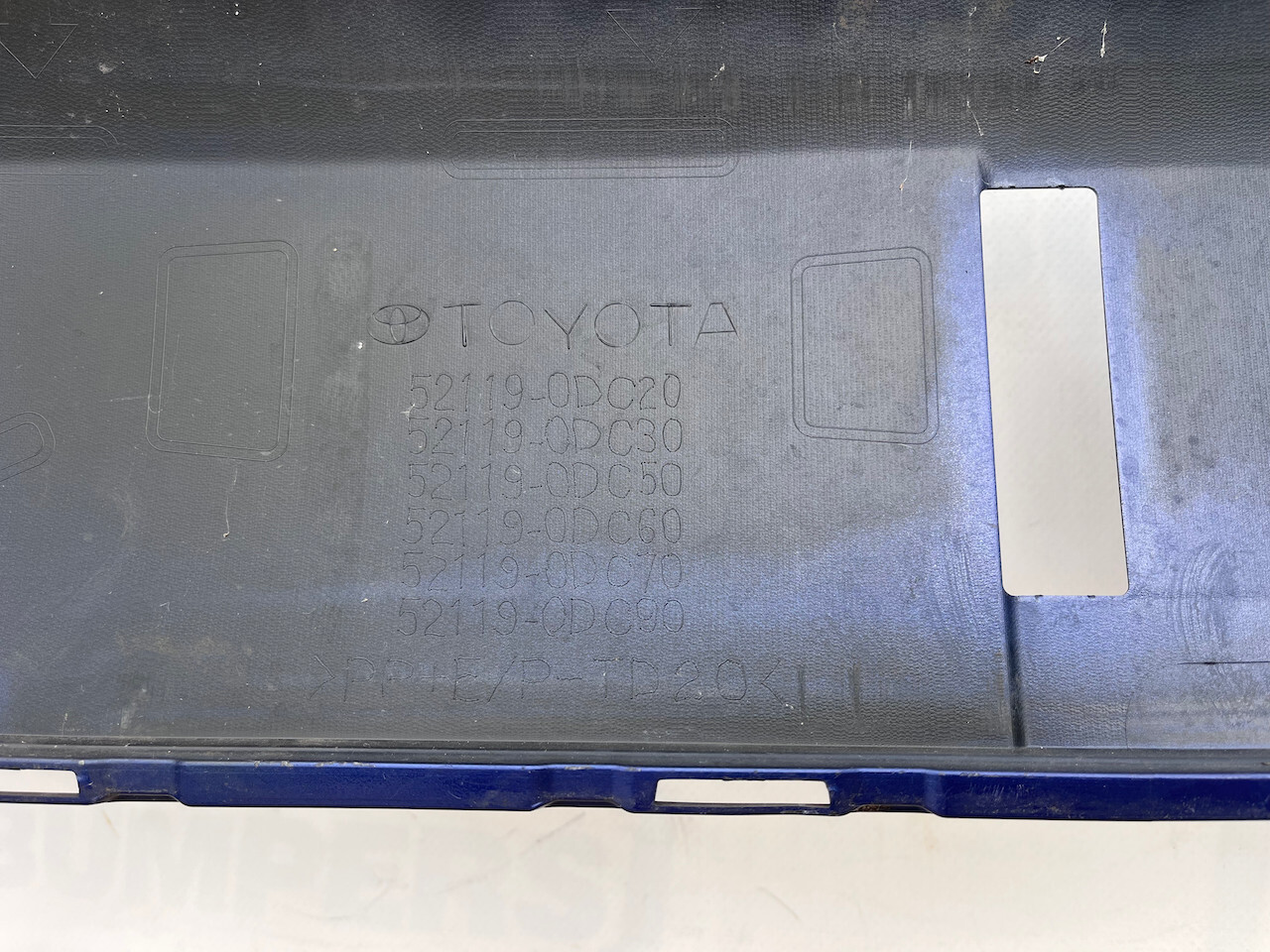 Toyota Yaris Cross Hybrid Excell 2022-on Front Bumper No Pdc Genuine [t495]