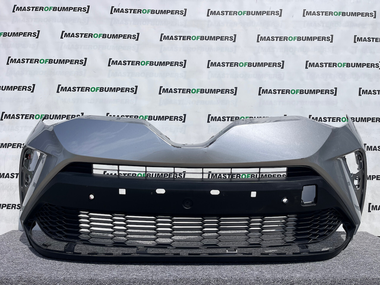 Toyota C-hr Chr Mk1 Lift 2021-2023 Front Bumper 6 Pdc Genuine [t505]
