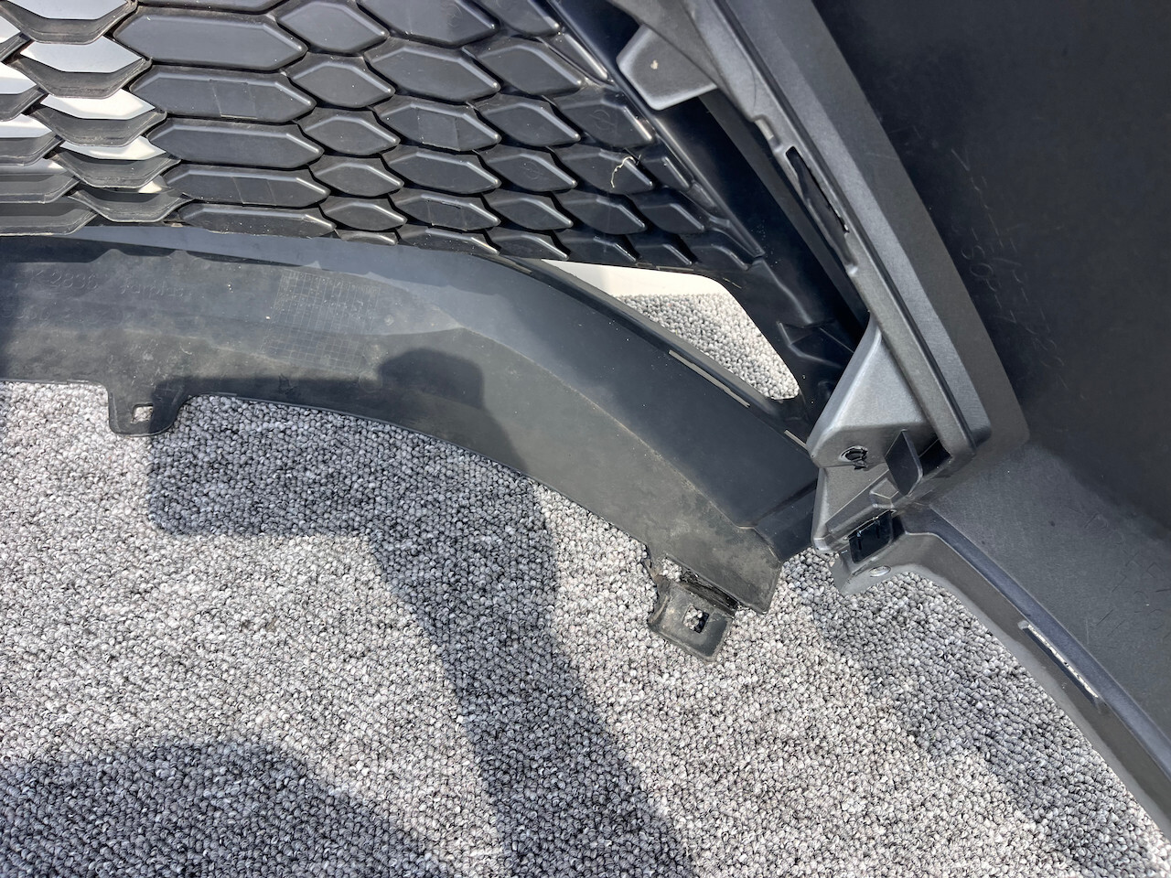 Toyota C-hr Chr Mk1 Lift 2021-2023 Front Bumper 6 Pdc Genuine [t505]