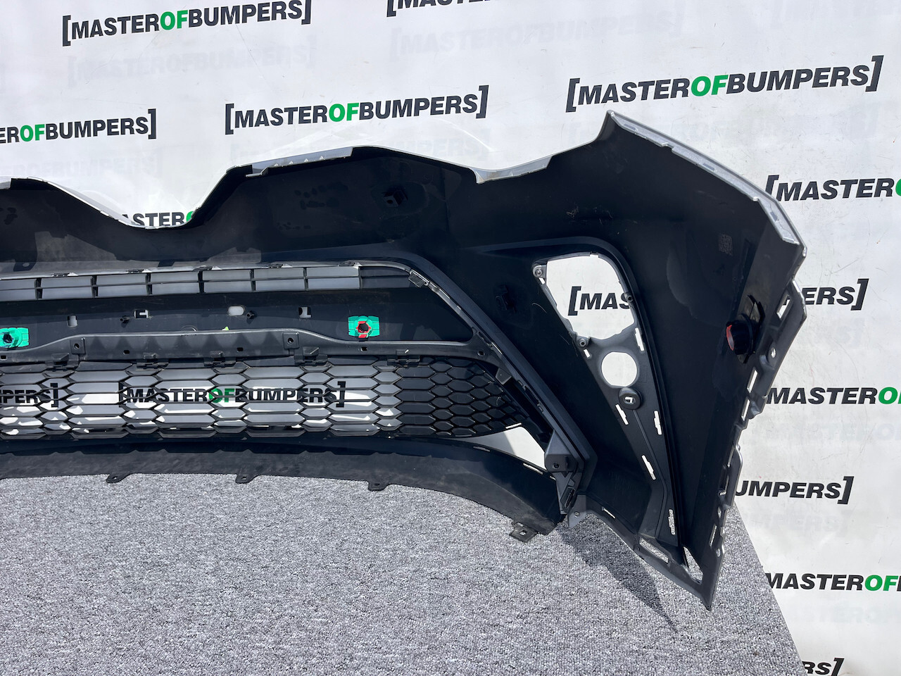 Toyota C-hr Chr Mk1 Lift 2021-2023 Front Bumper 6 Pdc Genuine [t505]