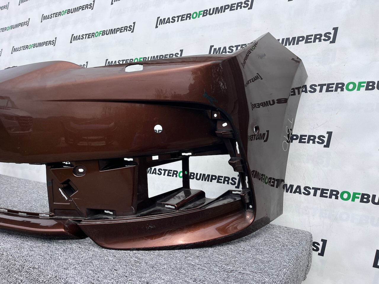 Toyota Corolla E16 E17 Face Lift 2016-2018 Front Bumper 6 Pdc Genuine [t510]