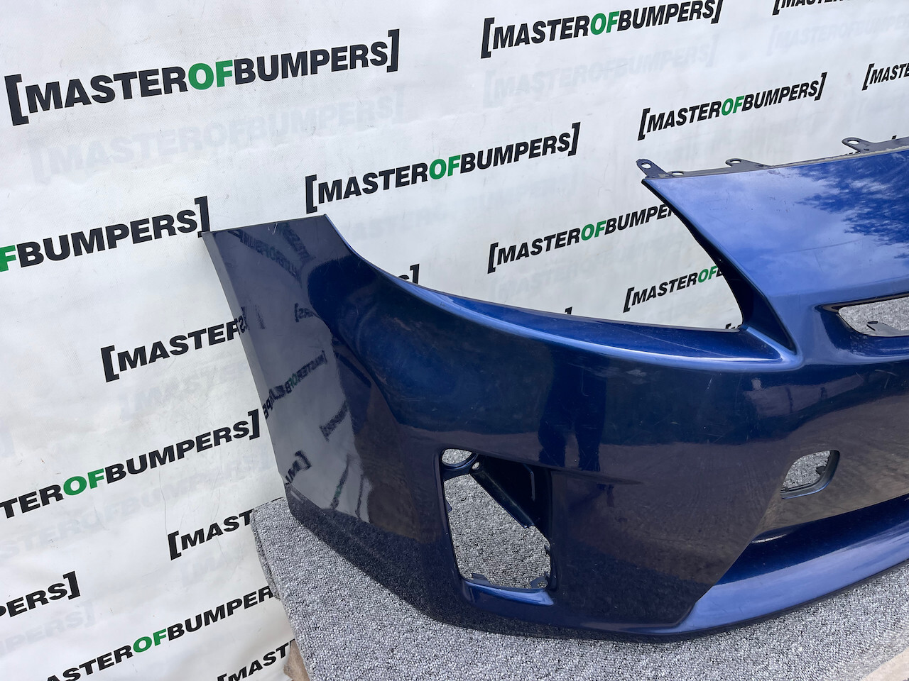 Toyota Prius Mk3 Hatchback 2009-2012 Front Bumper No Pdc No Jets Genuine [t518]