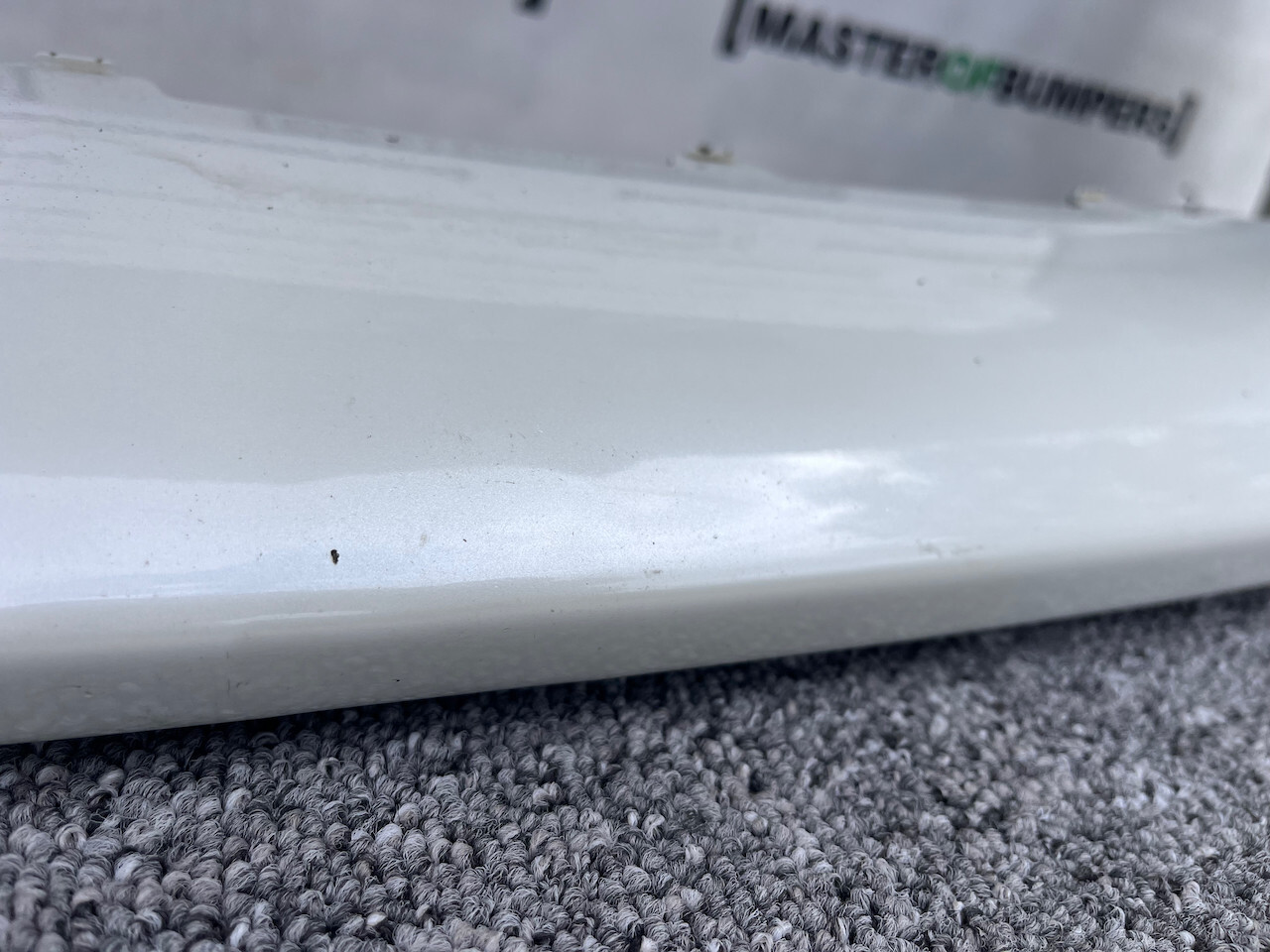 Toyota Prius Mk3 Hatchback 2009-2012 Front Bumper Side Pdc +jets Genuine [t517]