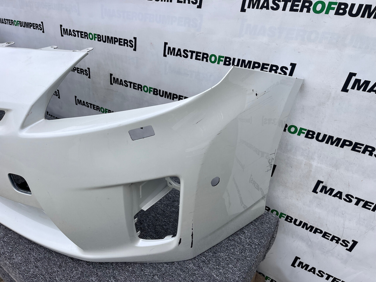 Toyota Prius Mk3 Hatchback 2009-2012 Front Bumper Side Pdc +jets Genuine [t517]