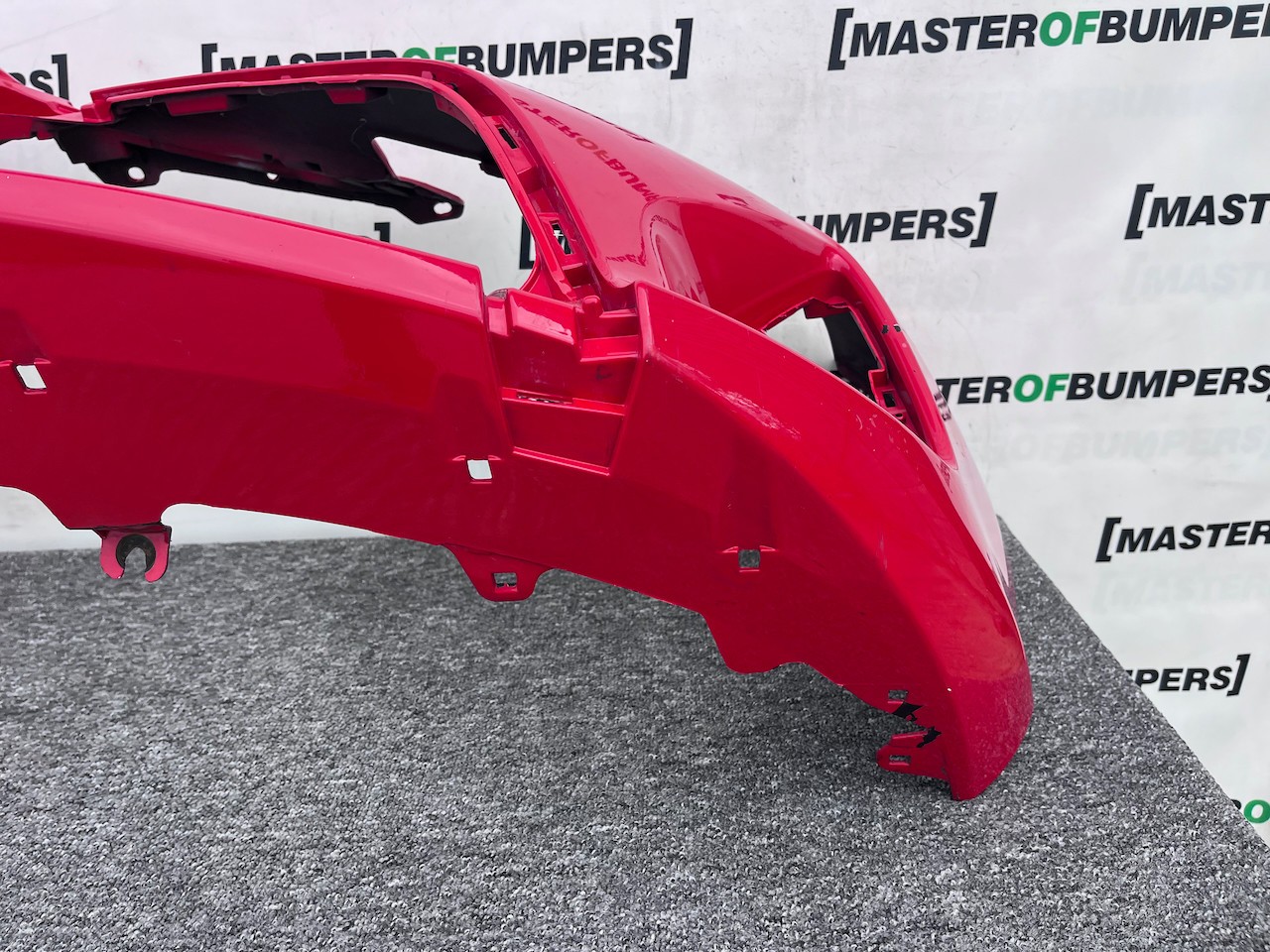 Toyota Yaris Hybrid Mk3 Hatchback 2014-2017 Front Bumper Genuine [t536]