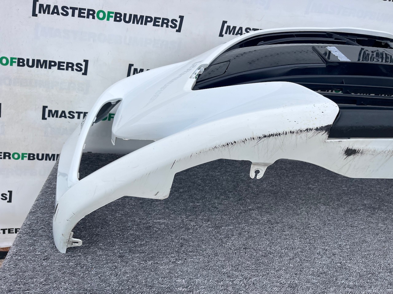 Toyota Yaris Hybrid Dynamic Mk4 5 Door Xp210 2020-on Front Bumper Genuine [t537]