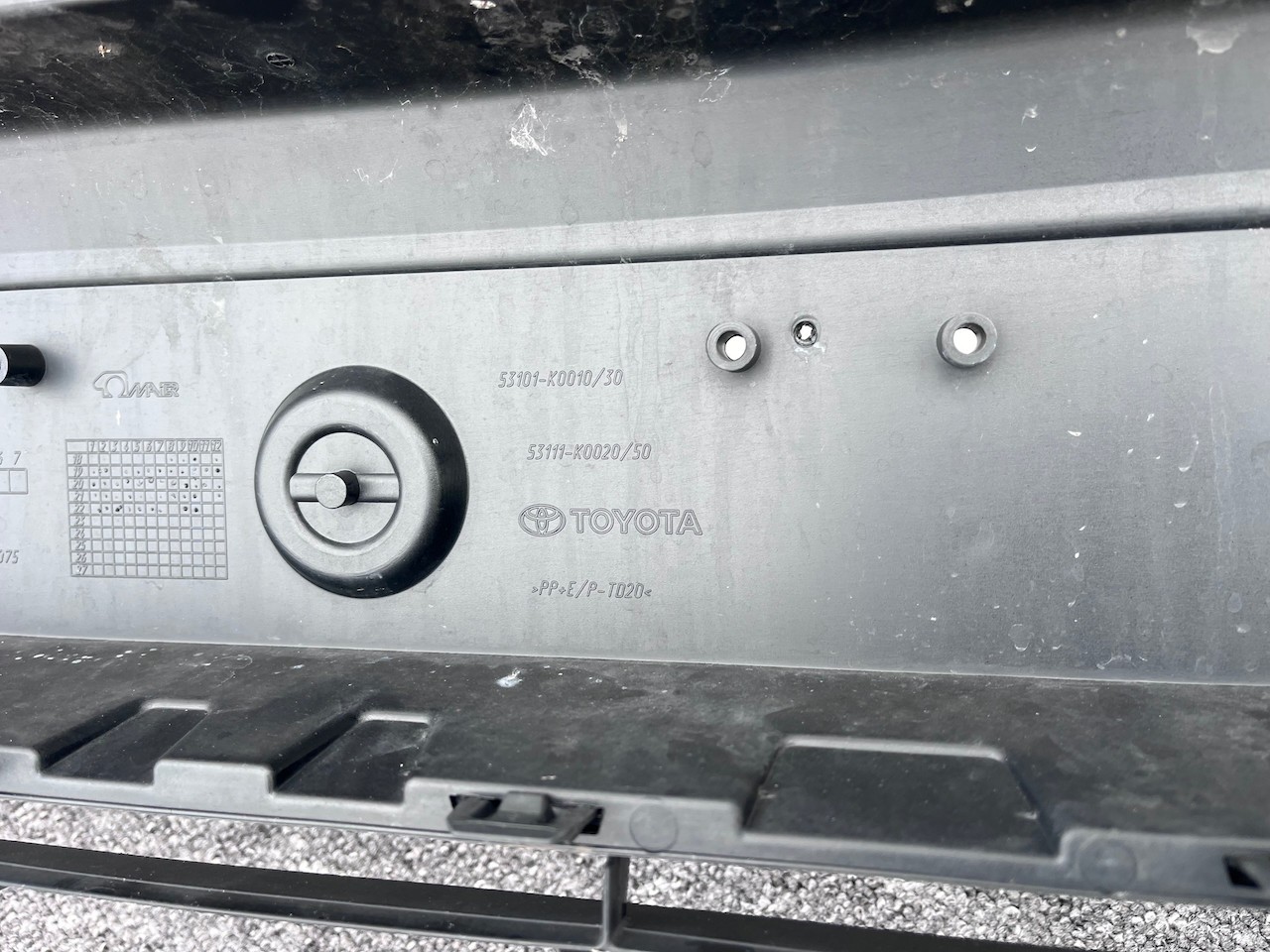 Toyota Yaris Hybrid Dynamic Mk4 5 Door Xp210 2020-on Front Bumper Genuine [t537]