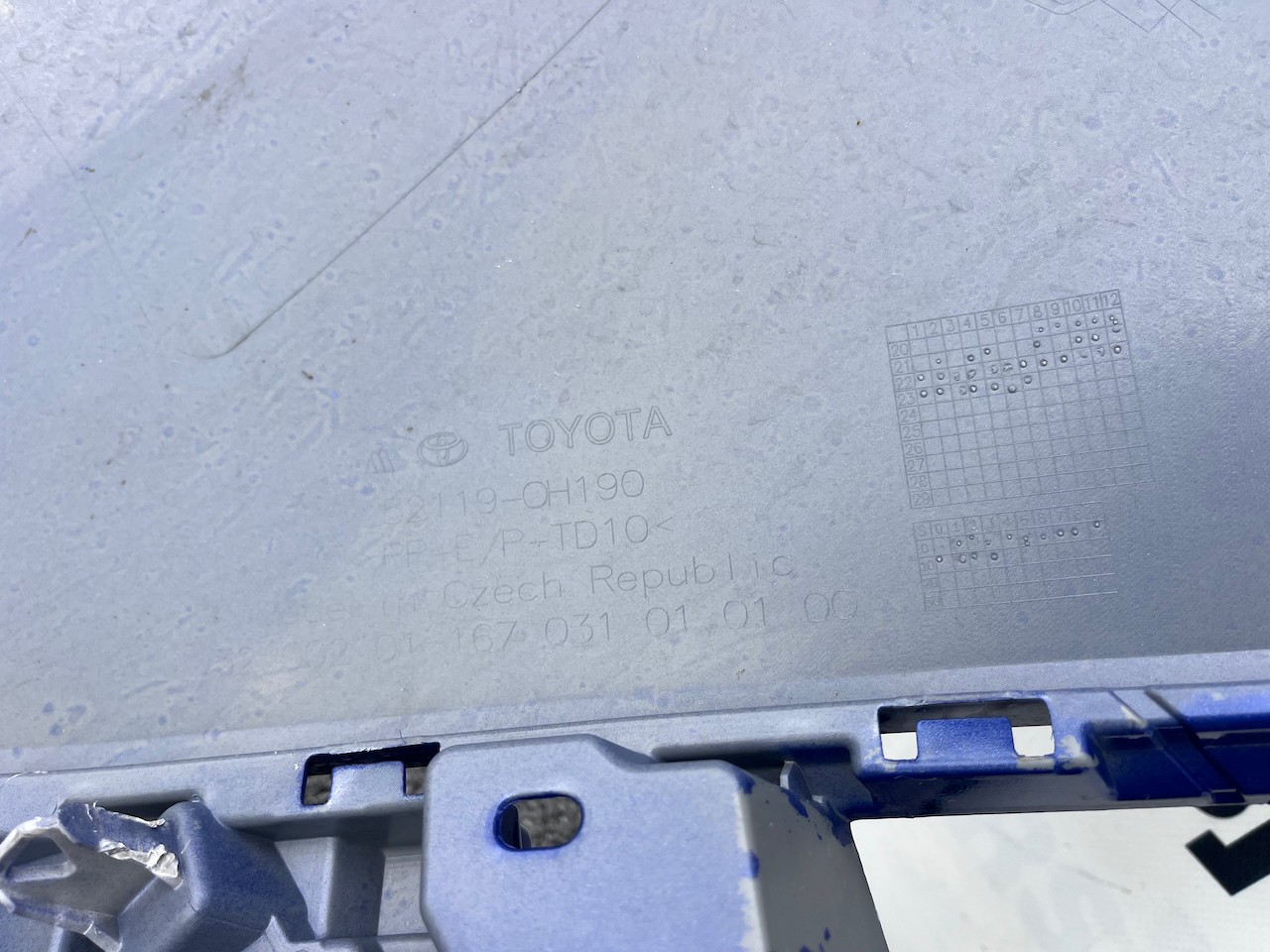 Toyota Aygo X Pure Edge Exclusive 2022-on Front Bumper Genuine [t543]