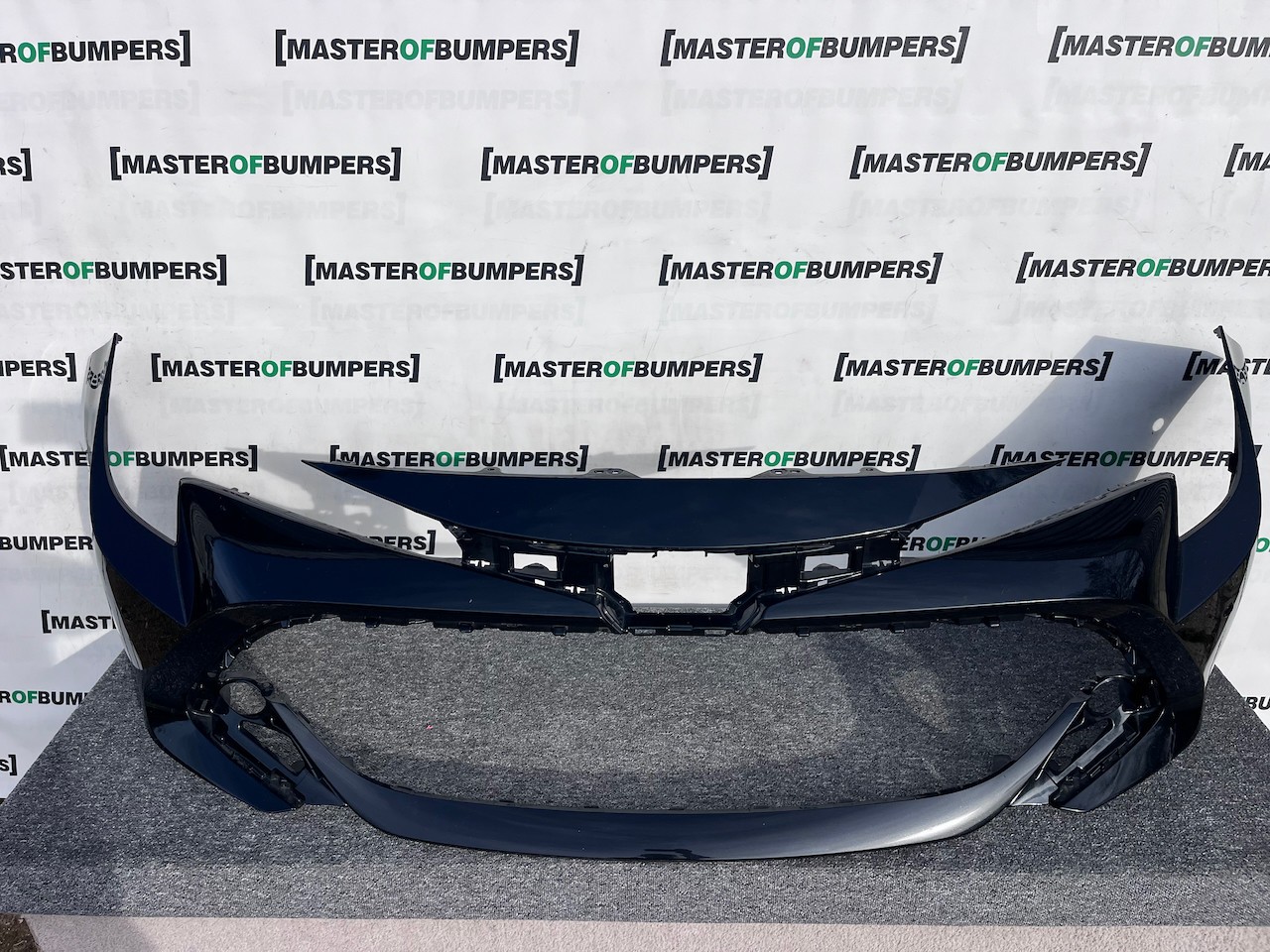 Toyota Corolla Hybrid Vvt Touring 2019-2023 Front Bumper 6 Pdc Genuine [t547]