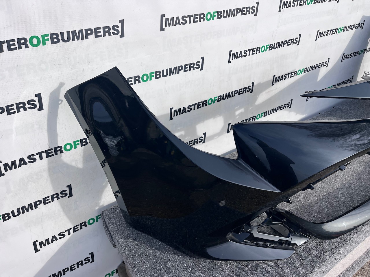 Toyota Corolla Hybrid Vvt Touring 2019-2023 Front Bumper 6 Pdc Genuine [t547]