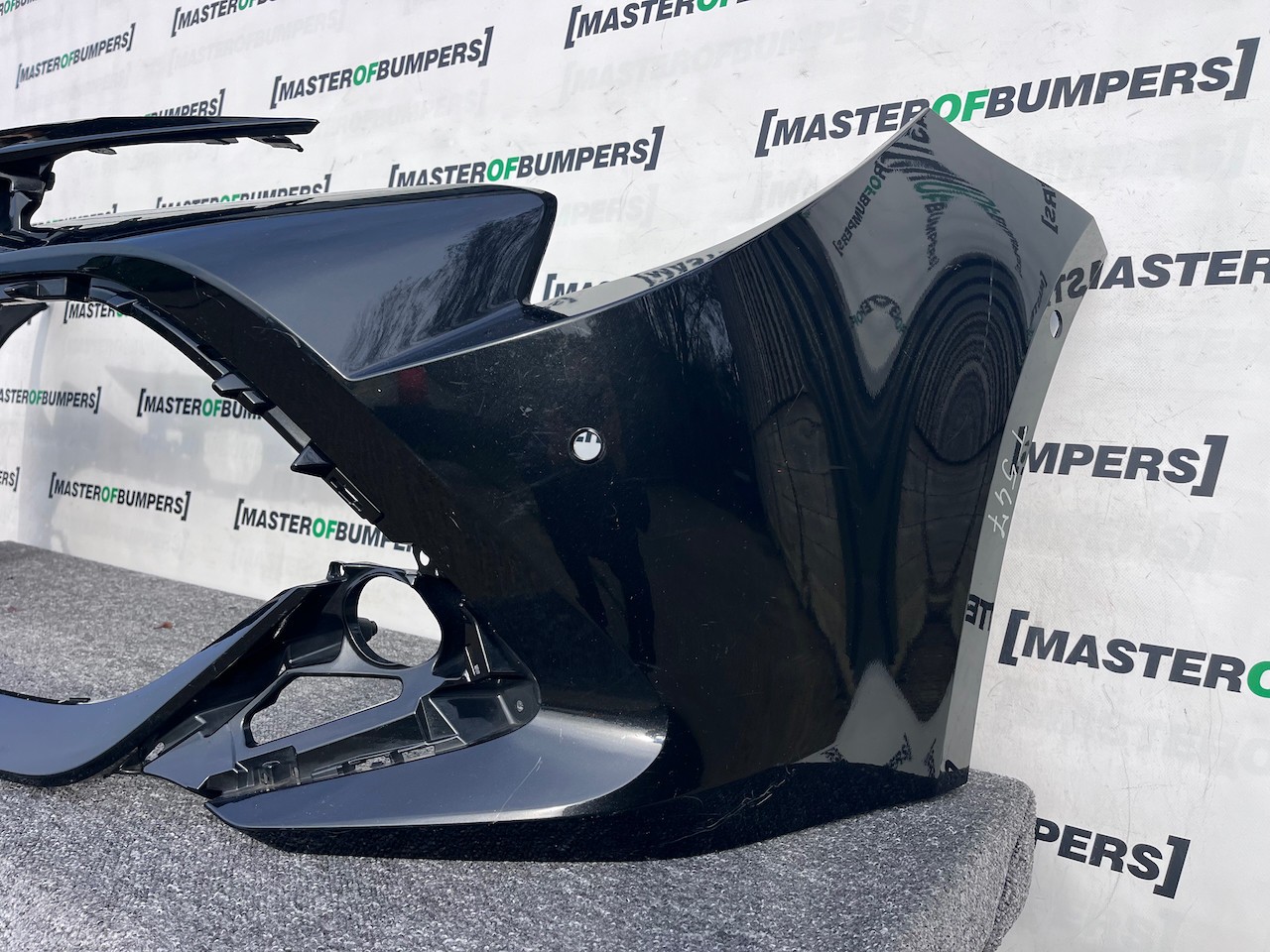 Toyota Corolla Hybrid Vvt Touring 2019-2023 Front Bumper 6 Pdc Genuine [t547]