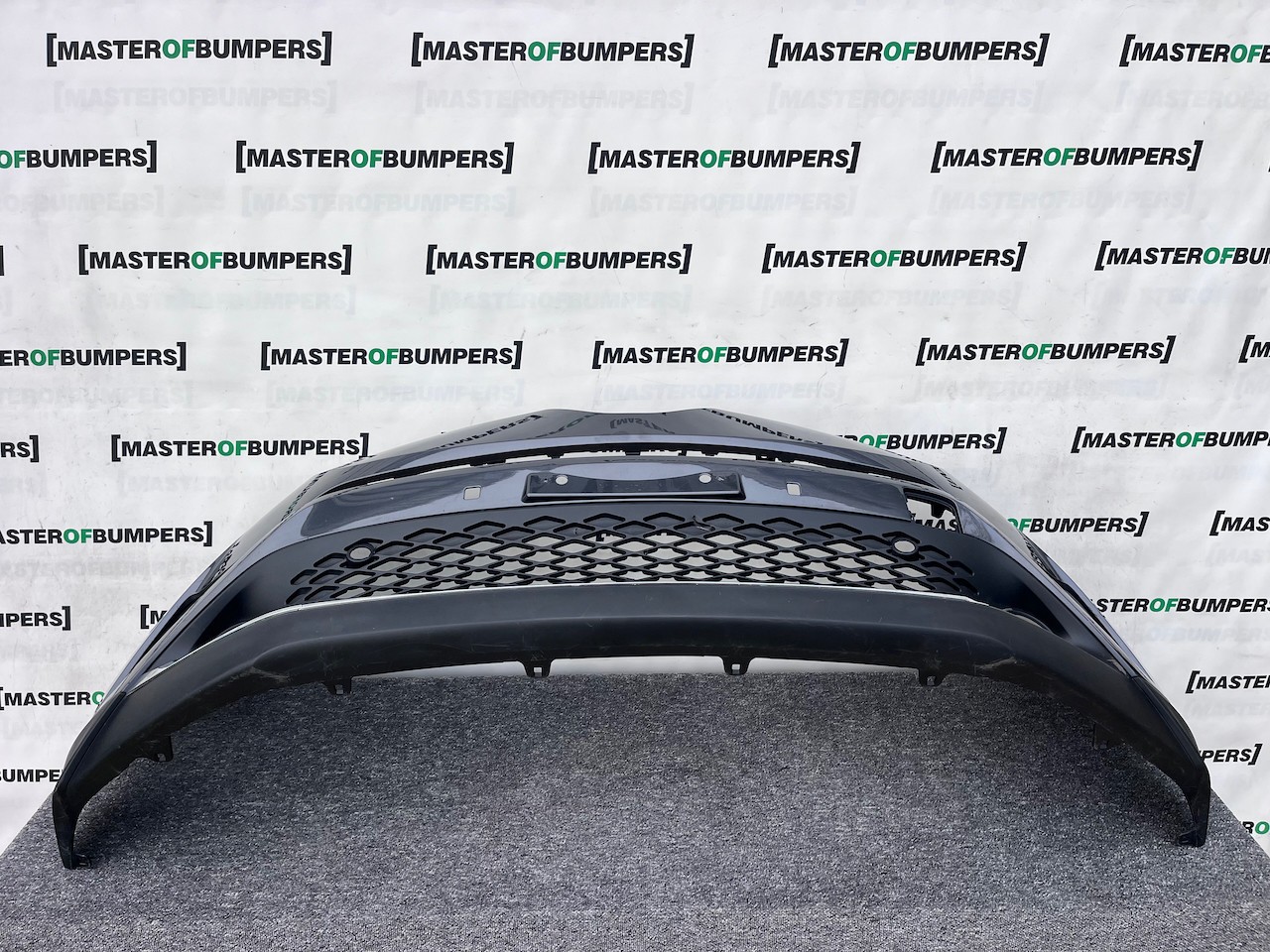 Toyota C-hr Chr Excel Dynamic 2016-2020 Front Bumper 6 Pdc Genuine [t550]